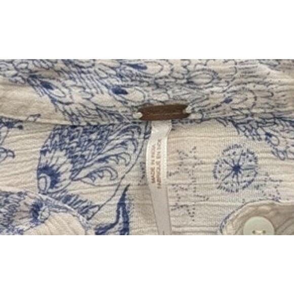 Free People Oversized Peacock Bloom Button Up Blouse Large Ivory & Blue Floral - Picture 4 of 5